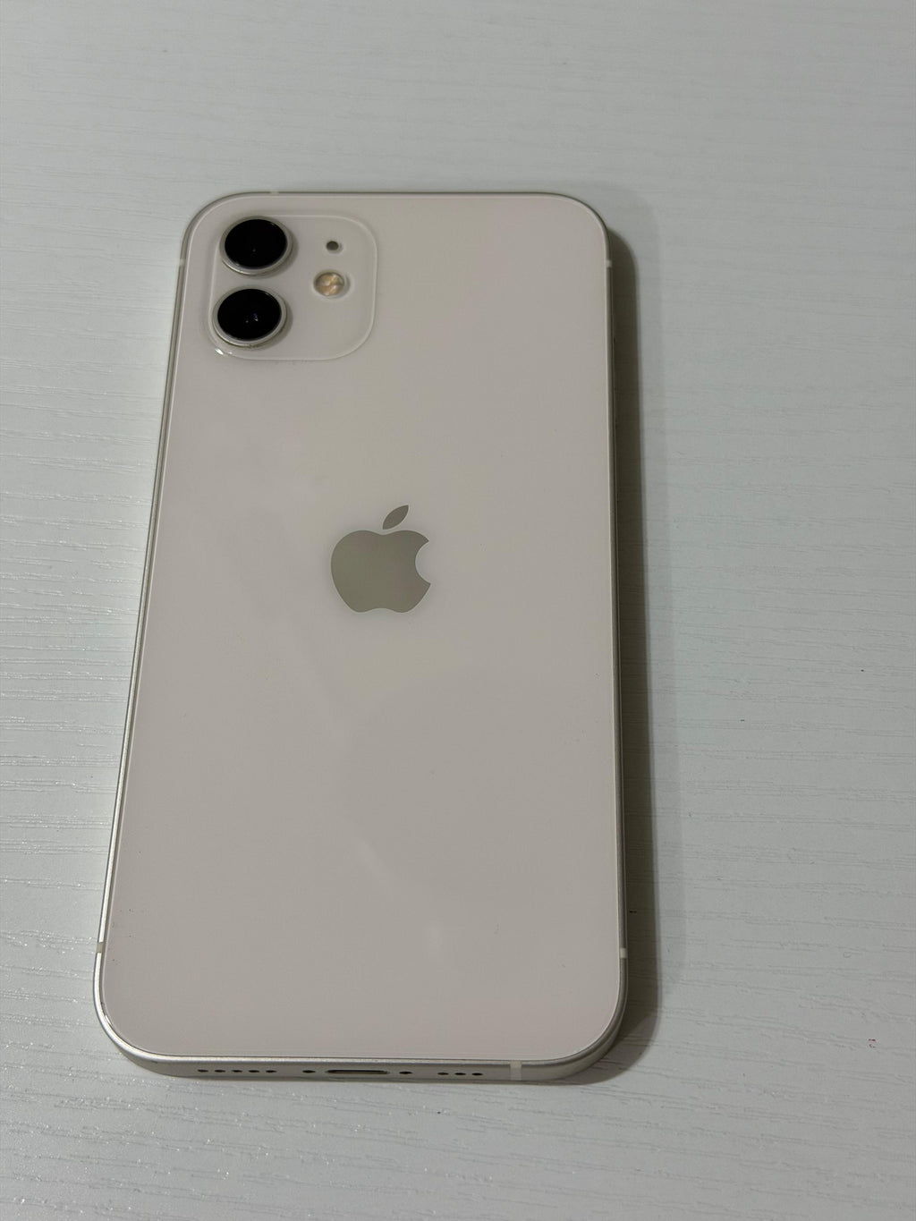 Apple iPhone 12 - 128 GB - White (Unlocked) - Excellent