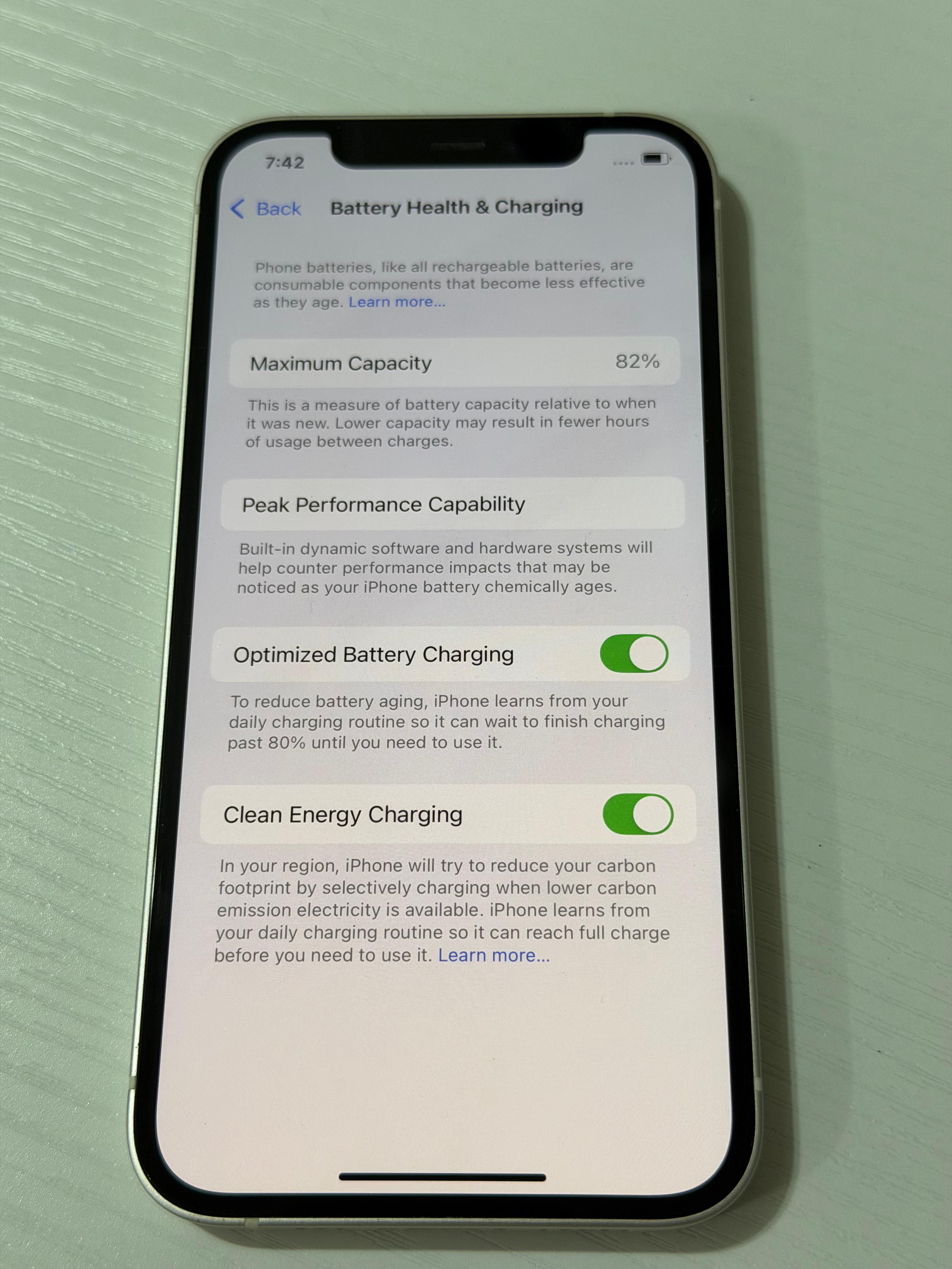 Apple iPhone 12 - 128 GB - White (Unlocked) - Excellent