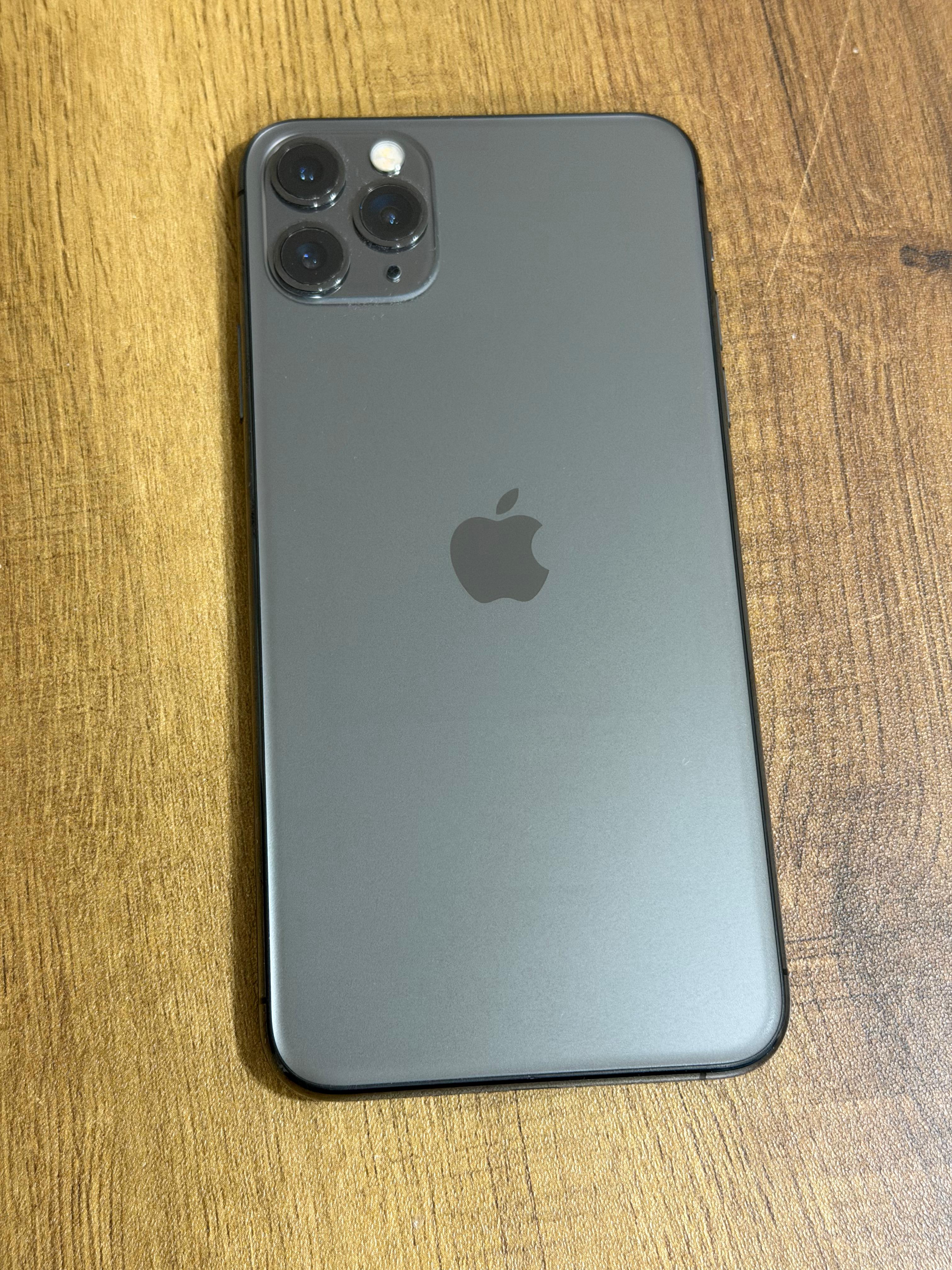 Apple iPhone 11 Pro Max - 64 GB -  Space Gray (Unlocked)
